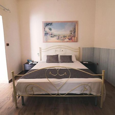 Villa Le Conchiglie Di Taranto Mediterranea Pulsano Buitenkant foto