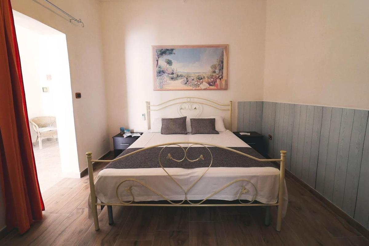 Villa Le Conchiglie Di Taranto Mediterranea Pulsano Buitenkant foto