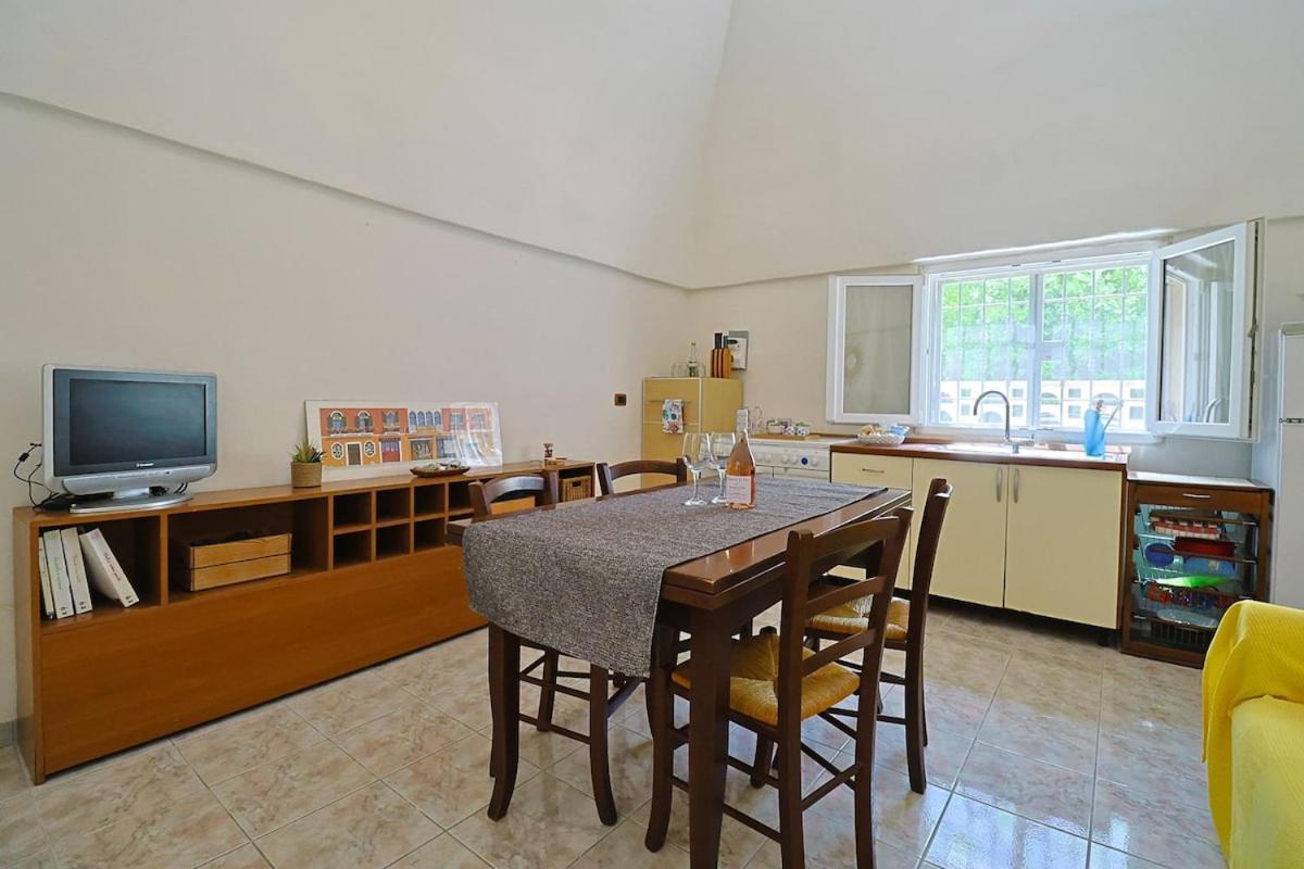 Villa Le Conchiglie Di Taranto Mediterranea Pulsano Buitenkant foto