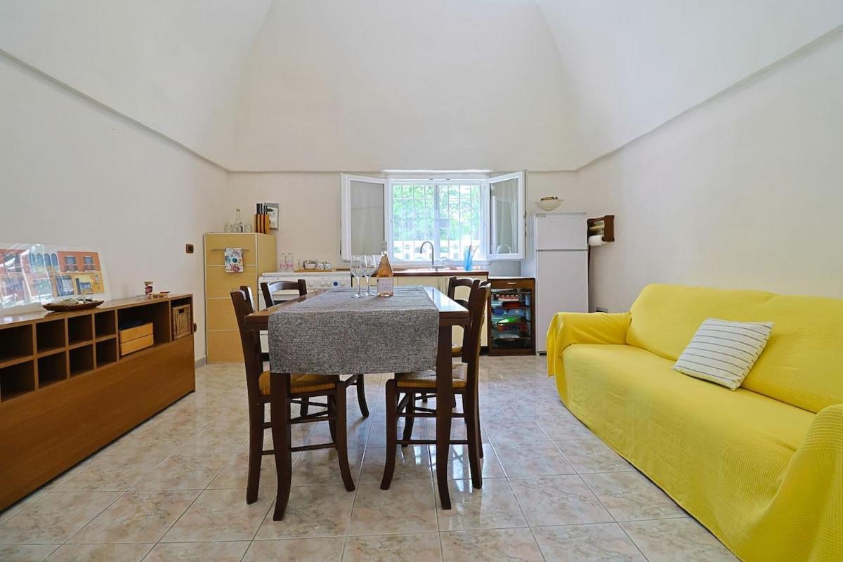 Villa Le Conchiglie Di Taranto Mediterranea Pulsano Buitenkant foto