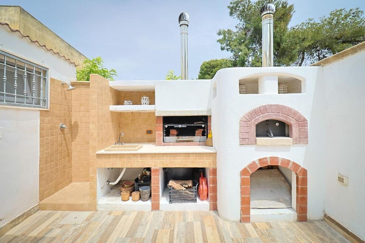 Villa Le Conchiglie Di Taranto Mediterranea Pulsano Buitenkant foto