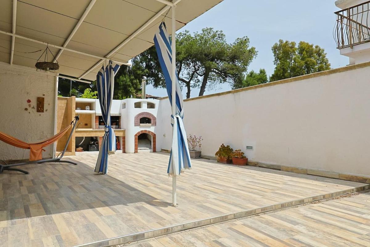 Villa Le Conchiglie Di Taranto Mediterranea Pulsano Buitenkant foto